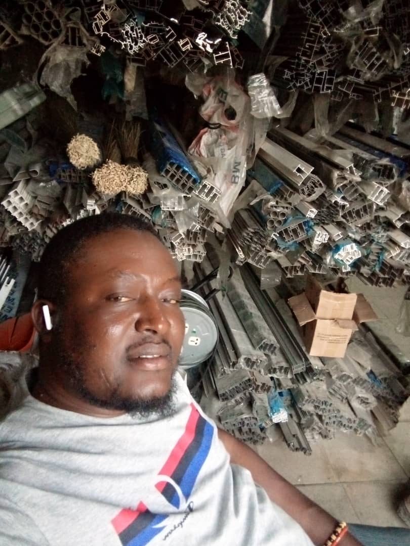 OSAFURE team member among aluminium profiles